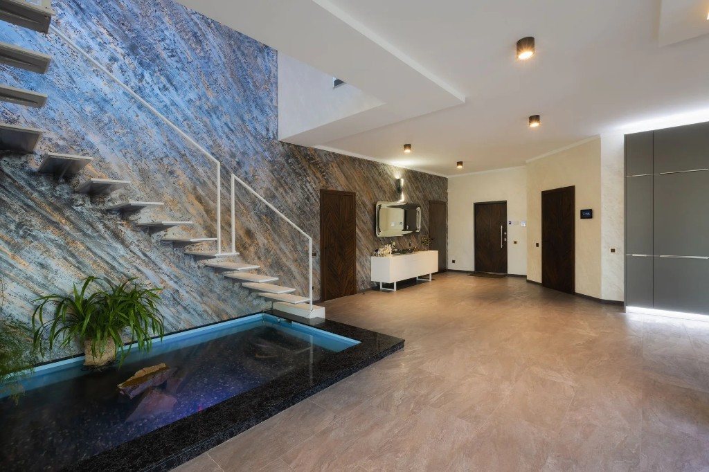 Ukrayna villa projesi — giriş holü ve merdiven
